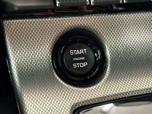 Used 2017 Jaguar F-TYPE Coupe RWD image 17