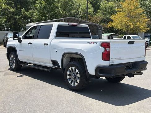 Used 2024 Chevrolet Silverado 2500 Custom w/ Custom Value Package AWD/4WD image 11