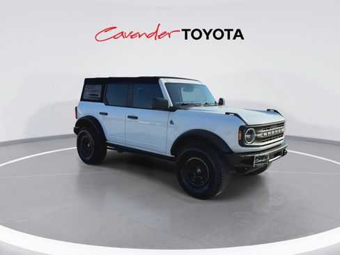 Used 2021 Ford Bronco Black Diamond w/ Sasquatch Package AWD/4WD image 2