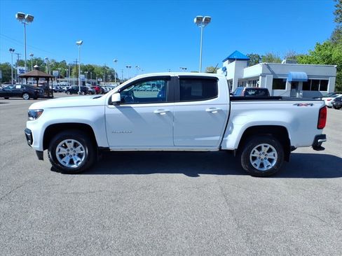 Used 2022 Chevrolet Colorado LT w/ LT Convenience Package AWD/4WD image 7