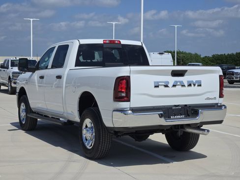 New 2026 RAM 2500 Tradesman AWD/4WD image 4