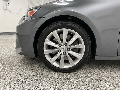 Used 2016 Lexus IS 200t image 19