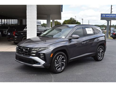 New 2025 Hyundai Tucson Limited image 1