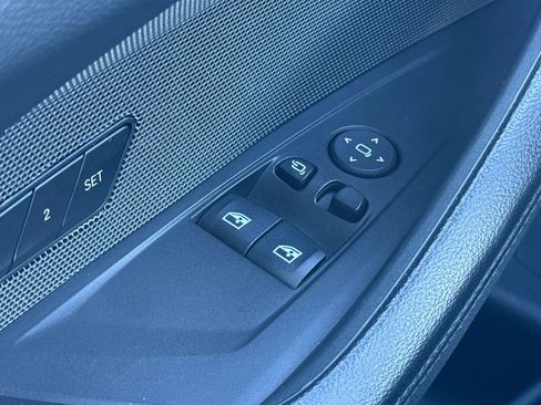 Used 2021 BMW 430i Coupe w/ Convenience Package RWD image 41