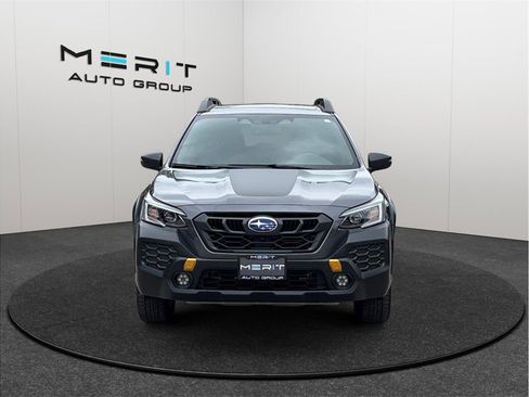 Used 2025 Subaru Outback Wilderness AWD/4WD image 3