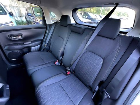 New 2026 Honda HR-V LX image 15