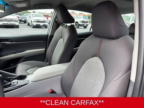 Used 2018 Toyota Camry LE FWD image 8