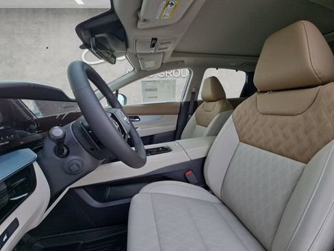 New 2026 Nissan Murano Platinum w/ Cargo Package AWD/4WD image 19