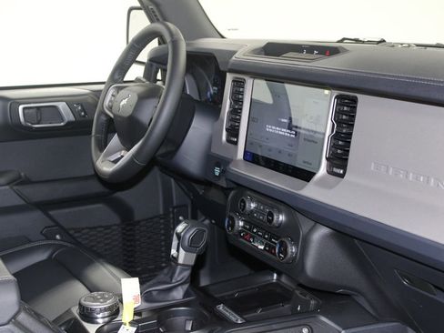 New 2025 Ford Bronco Outer Banks image 28