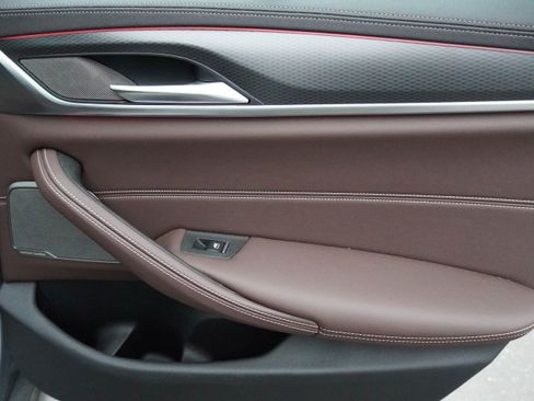 Certified 2023 BMW M550i xDrive M550i xDrive w/ Executive Package image 34