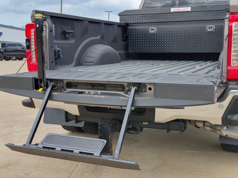 Used 2023 Ford F350 Lariat w/ Lariat Ultimate Package image 12