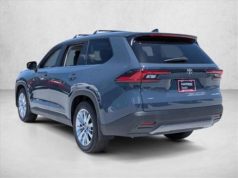 New 2026 Toyota Grand Highlander AWD image 9