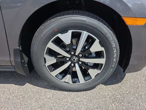 New 2026 Honda Odyssey EX-L image 10