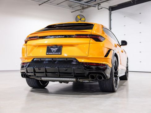 Used 2024 Lamborghini Urus S AWD/4WD image 4