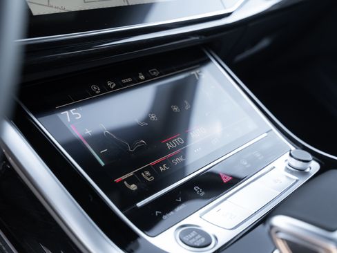 New 2026 Audi Q7 3.0T Premium Plus image 14