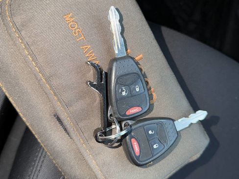 Used 2016 Jeep Wrangler Sport image 18