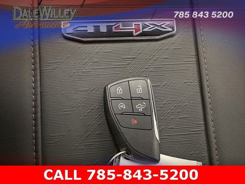 Certified 2025 GMC Sierra 2500 AT4X image 29