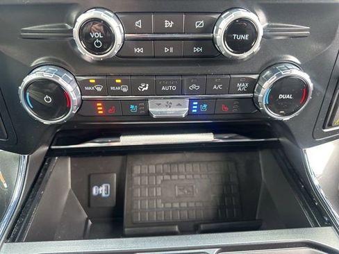 Used 2022 Ford F150 Lariat image 50