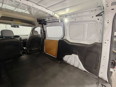 Used 2017 Ford Transit Connect XL image 31