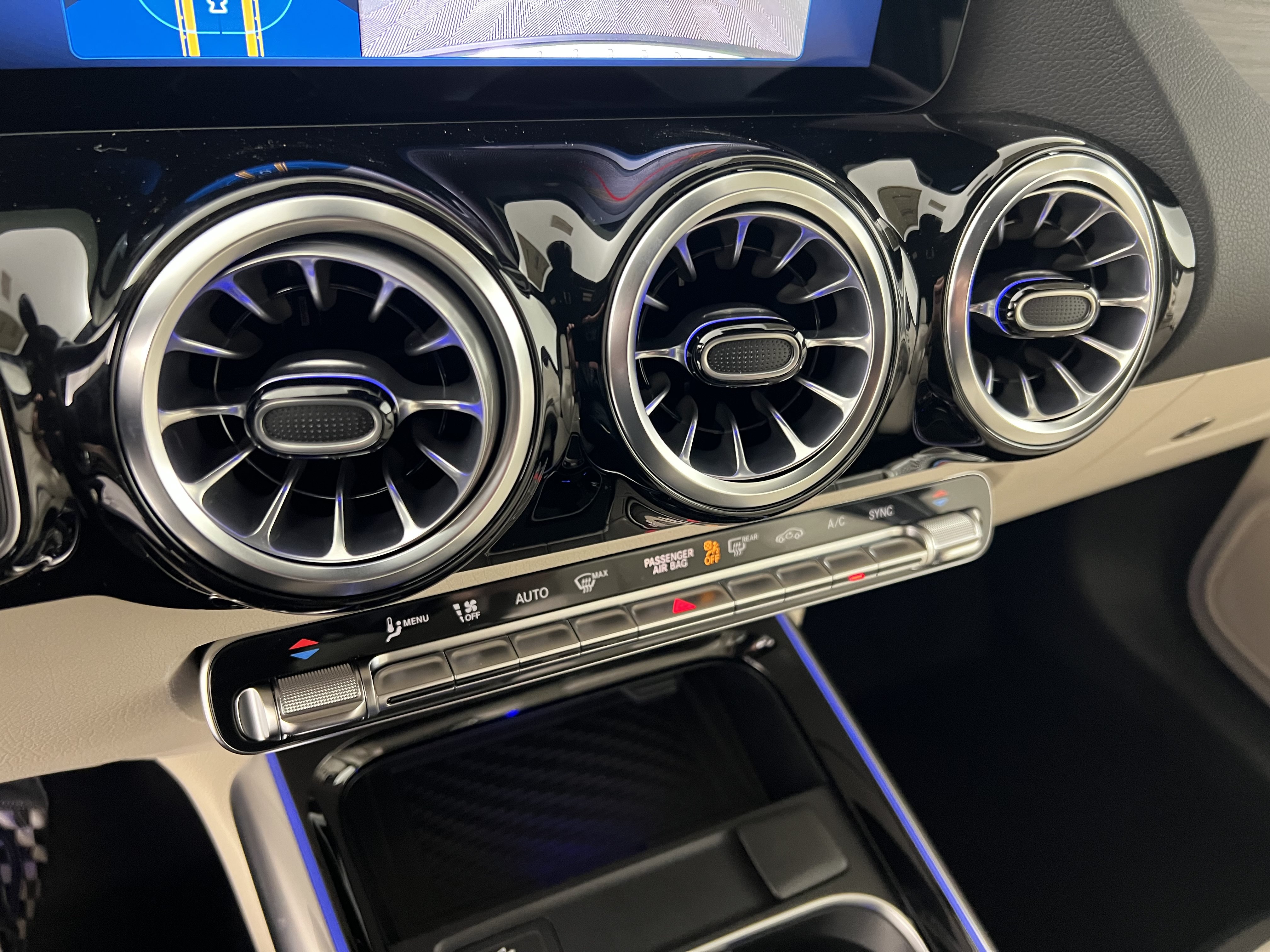 New 2026 Mercedes-Benz GLA 250 image 32