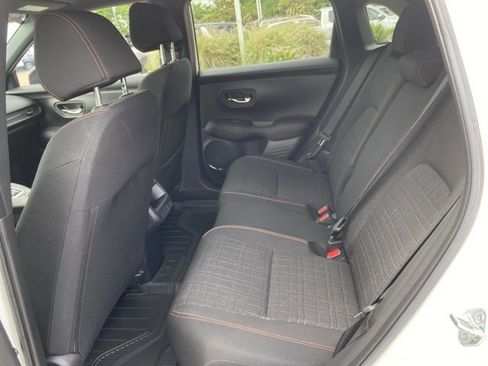 Used 2024 Honda HR-V Sport image 37