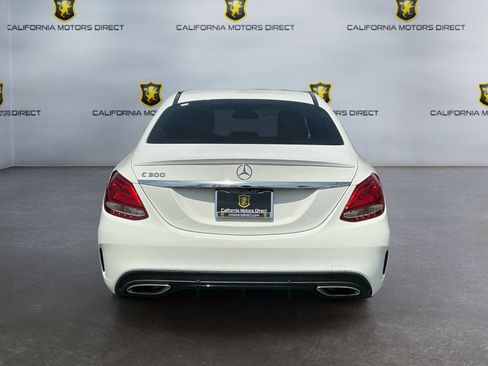 Used 2018 Mercedes-Benz C 300 Sedan image 4