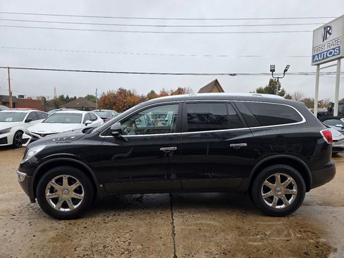 Used 2009 Buick Enclave CXL w/ Driver Confidence Package image 4