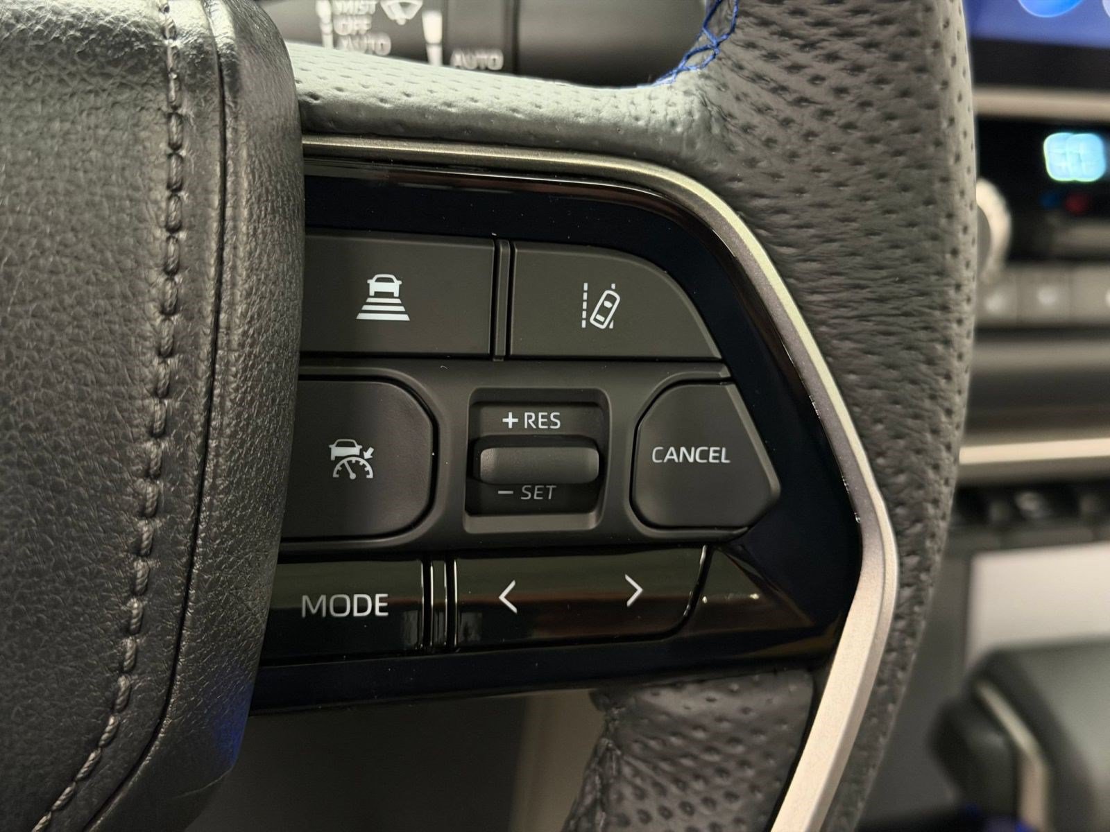 New 2026 Toyota Tundra Platinum AWD/4WD image 31