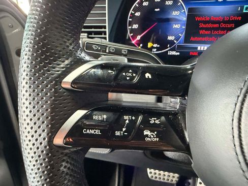 Used 2024 Mercedes-Benz GLE 450 4MATIC image 18
