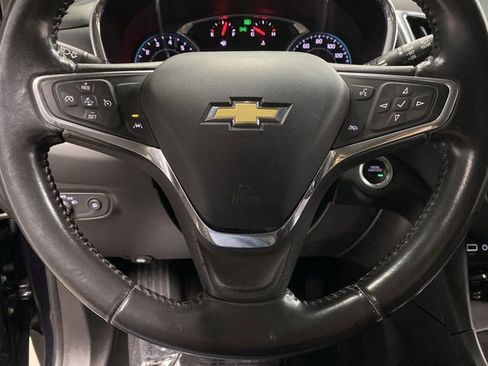 Used 2020 Chevrolet Equinox LT image 16