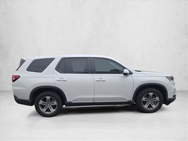 Used 2025 Honda Pilot EX-L image 5