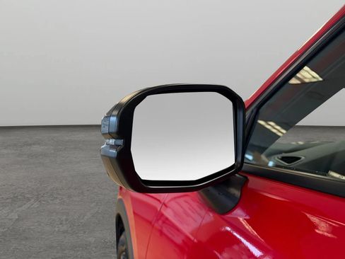 Used 2025 Honda HR-V Sport image 33