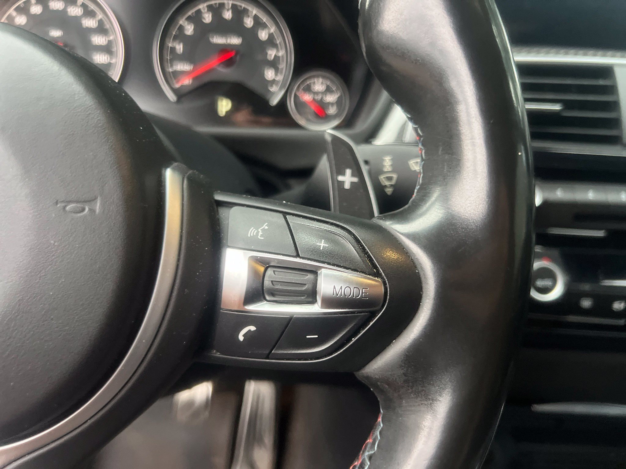 Used 2017 BMW M4 Coupe RWD image 19