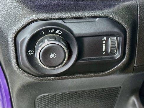 Used 2023 Jeep Wrangler Sport AWD/4WD image 10