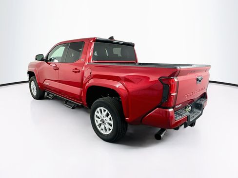 Used 2026 Toyota Tacoma SR5 AWD/4WD image 5