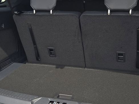 New 2026 Ford Explorer ST-Line image 8