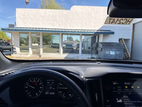 Used 2025 Subaru Forester Premium image 13