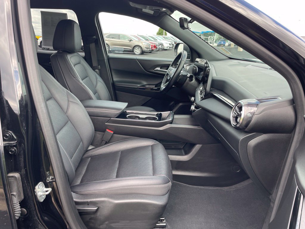Used 2025 Chevrolet Equinox LT w/ Convenience Package II AWD/4WD image 34