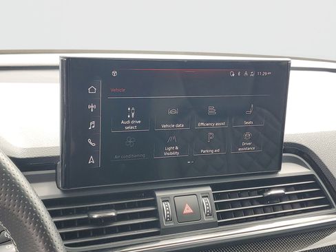 Used 2023 Audi SQ5 Prestige w/ Prestige Package AWD/4WD image 28