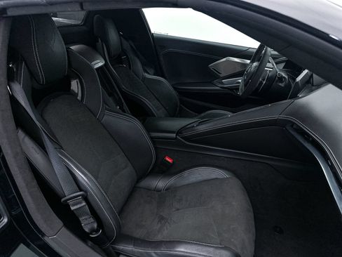 Used 2023 Chevrolet Corvette Stingray Premium Conv w/ Z51 Performance Package RWD image 26
