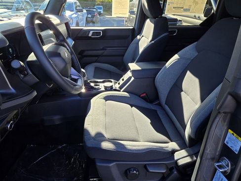 New 2026 Ford Bronco Big Bend image 8