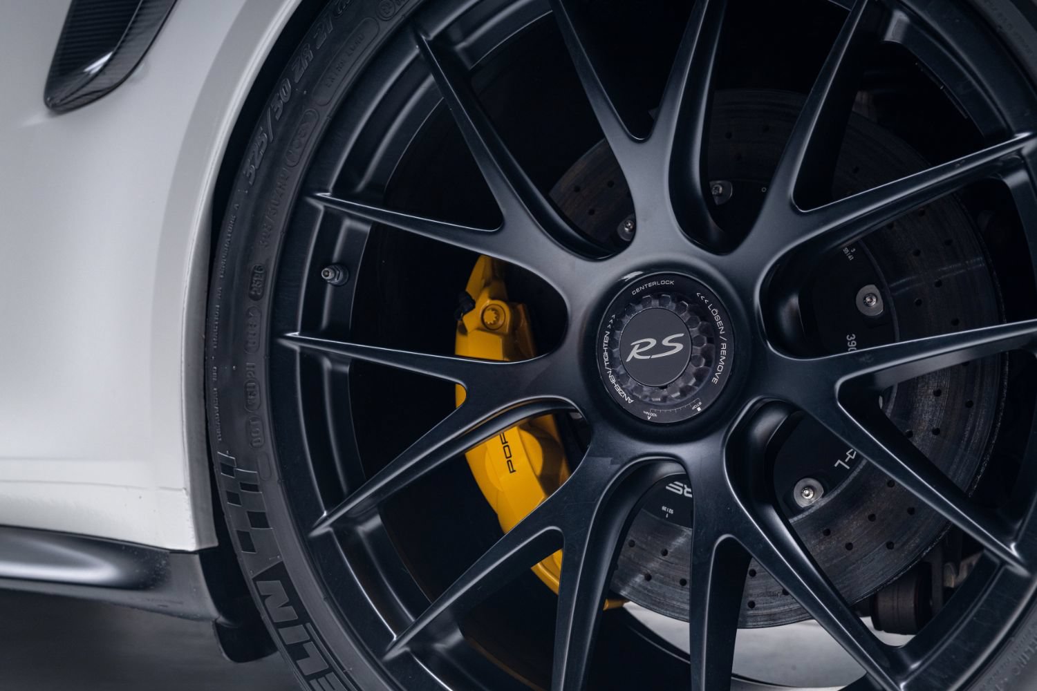 Used 2018 Porsche 911 GT2 RS RWD image 47
