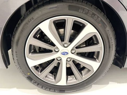 Used 2019 Subaru Legacy 2.5i Limited AWD/4WD image 9