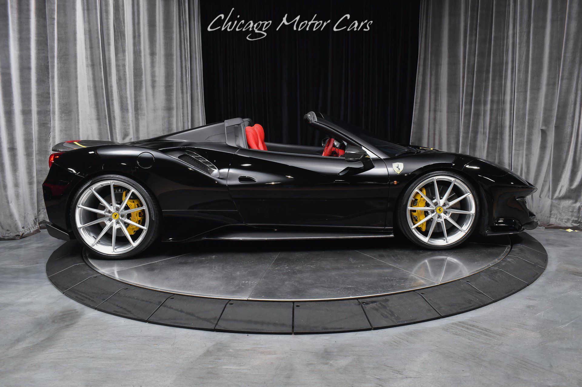 Used 2016 Ferrari 488 Spider RWD image 7