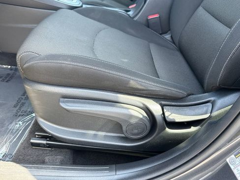 Used 2023 Kia Forte LXS w/ LXS Technology Package FWD image 23