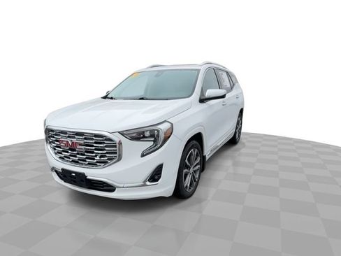 Used 2018 GMC Terrain Denali w/ Driver Alert Package II image 4