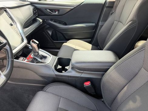 Used 2022 Subaru Outback Premium AWD/4WD image 12