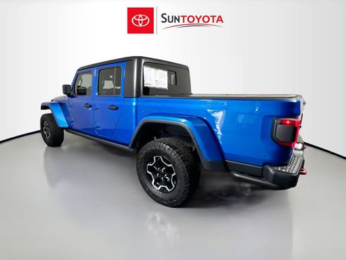 Used 2022 Jeep Gladiator Rubicon w/ Advanced Safety Group image 6