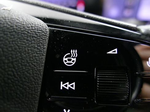 New 2026 Audi SQ5 Premium Plus image 15