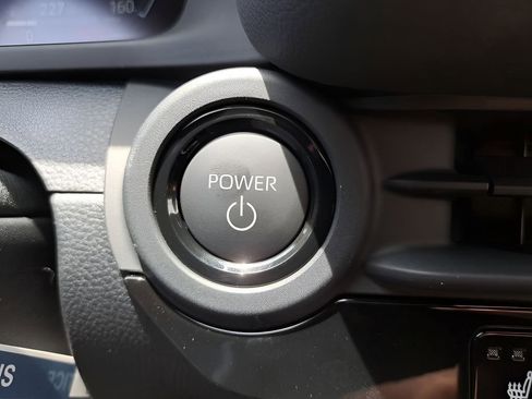 New 2026 Toyota Crown XLE image 28